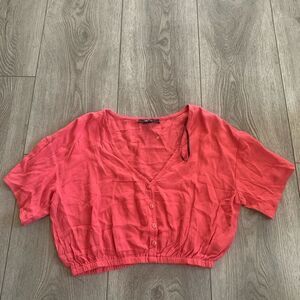 Forever 21 woman’s crop top perfect for summer NWOT